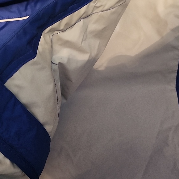 Adidas Climaproof portal Rain jacket - Picture 3 of 4